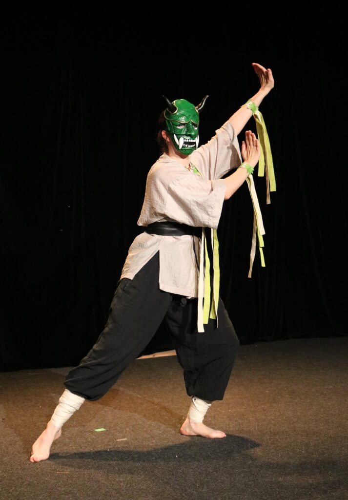 Bauchtänzerin Salumeh im japanischen Tanz